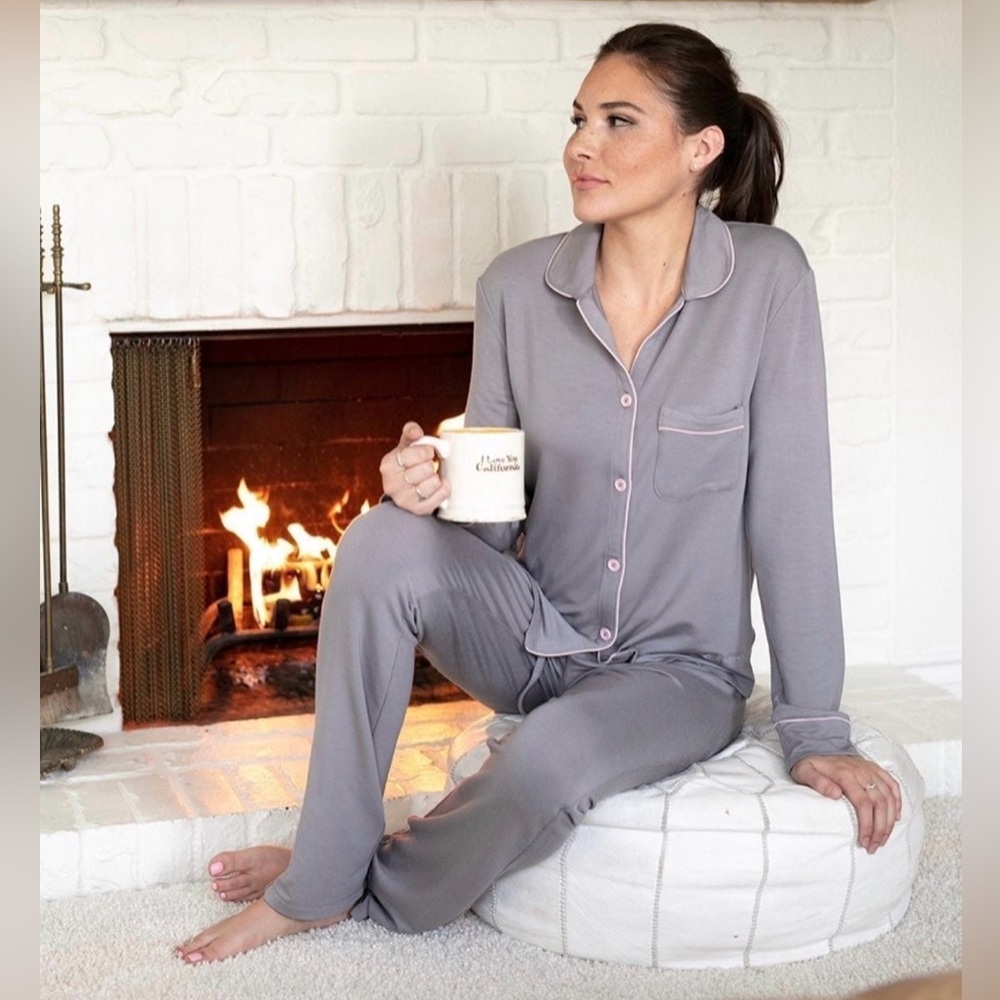 Evys Tree Luxury Buttery Super Soft Lounger Set in Light Charcoal Size M NWT